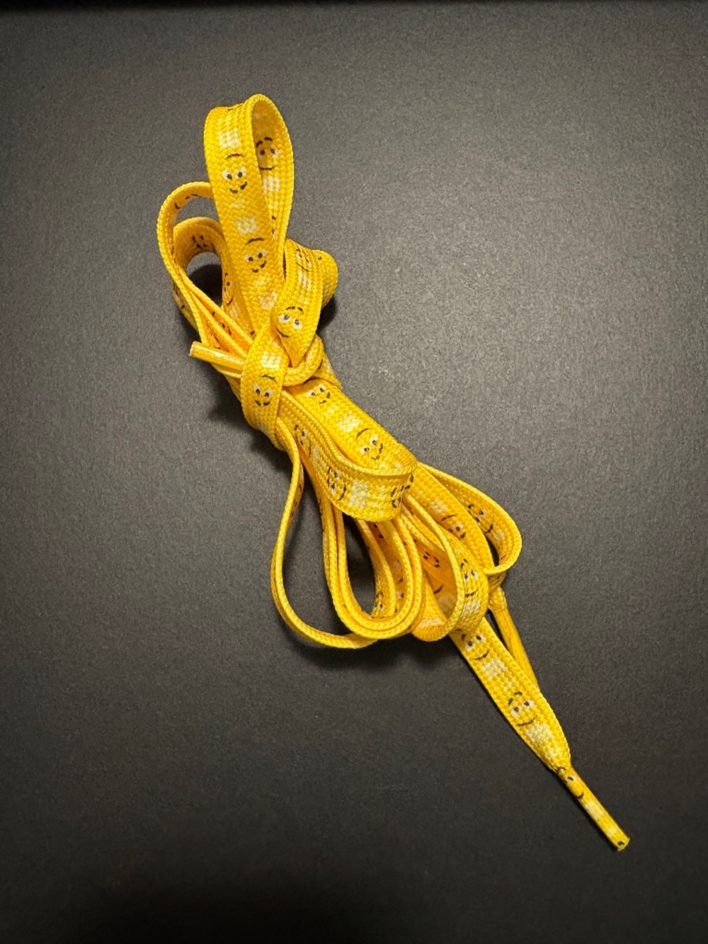M&M shoe lace